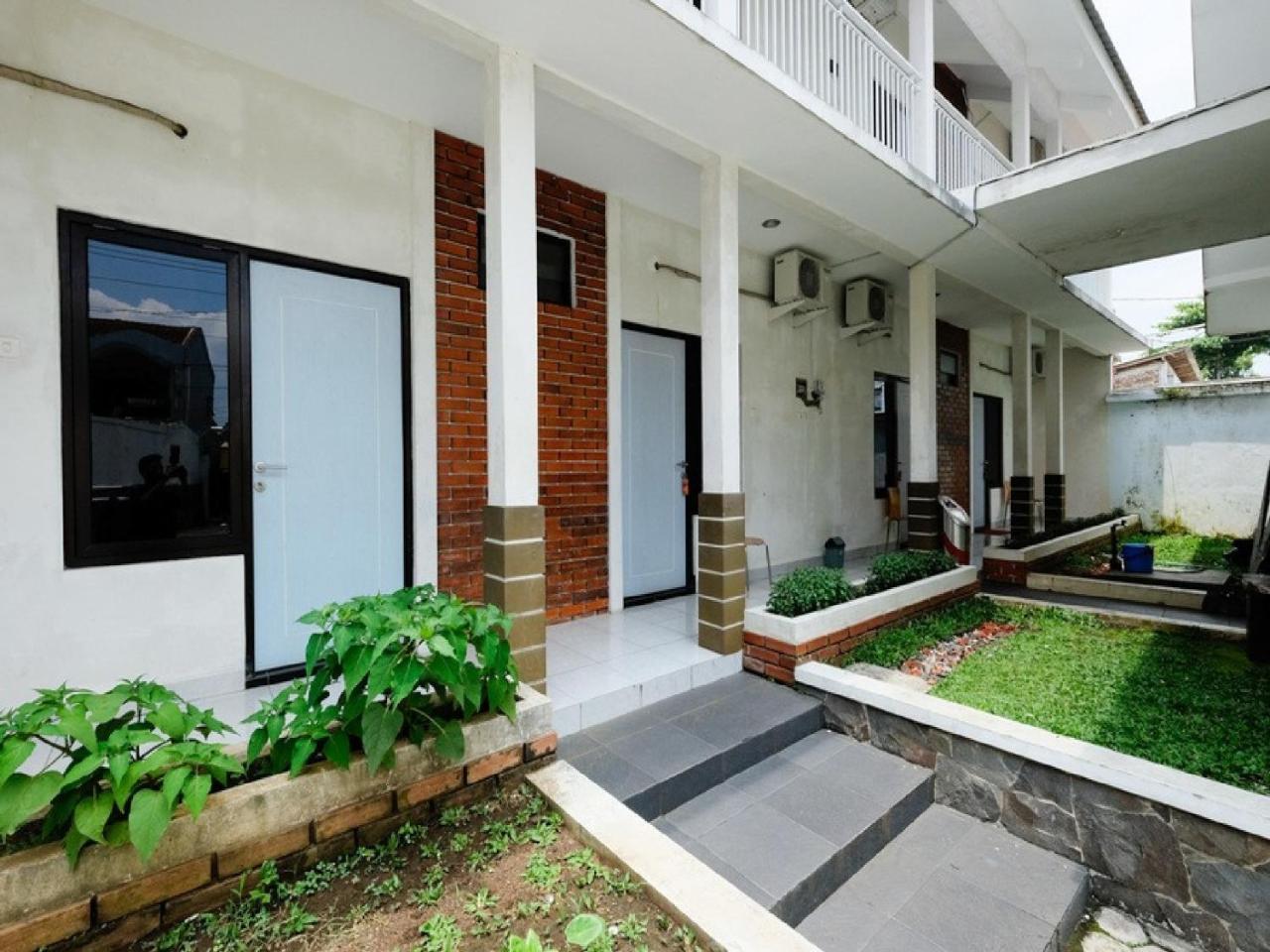 Reddoorz Near Moro Mall Purwokerto Eksteriør bilde